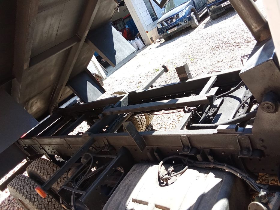 Camion iveco eurogargo 75e  7,5 tone basculabil 2007 volan dreapta