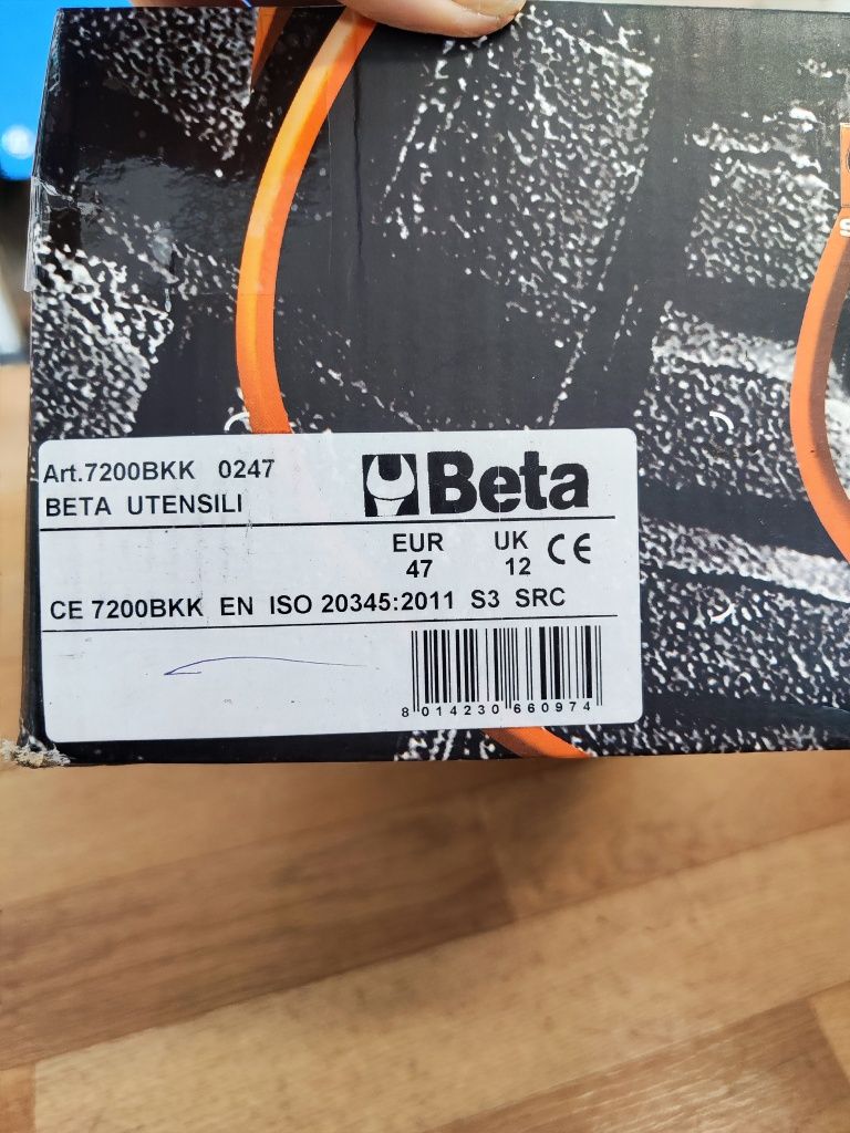 НОВИ работни обувки  Beta 47 номер