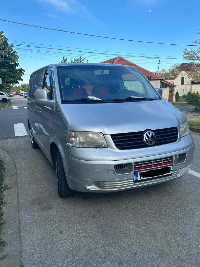 VW TransporterT-5 2005