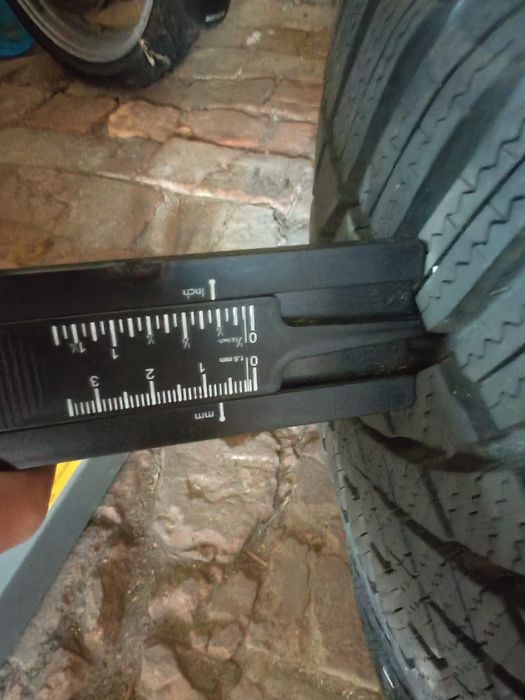 Cauciucuri de vânzare