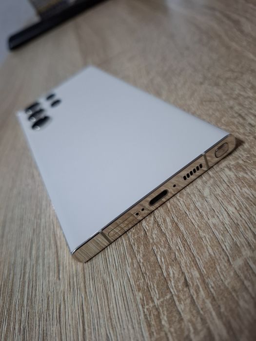 Samsung galaxi S23 Ultra 256/8 GB ram