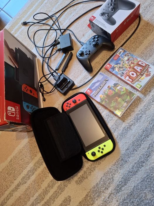 Nintendo switch + controller wireless + 3 jocuri