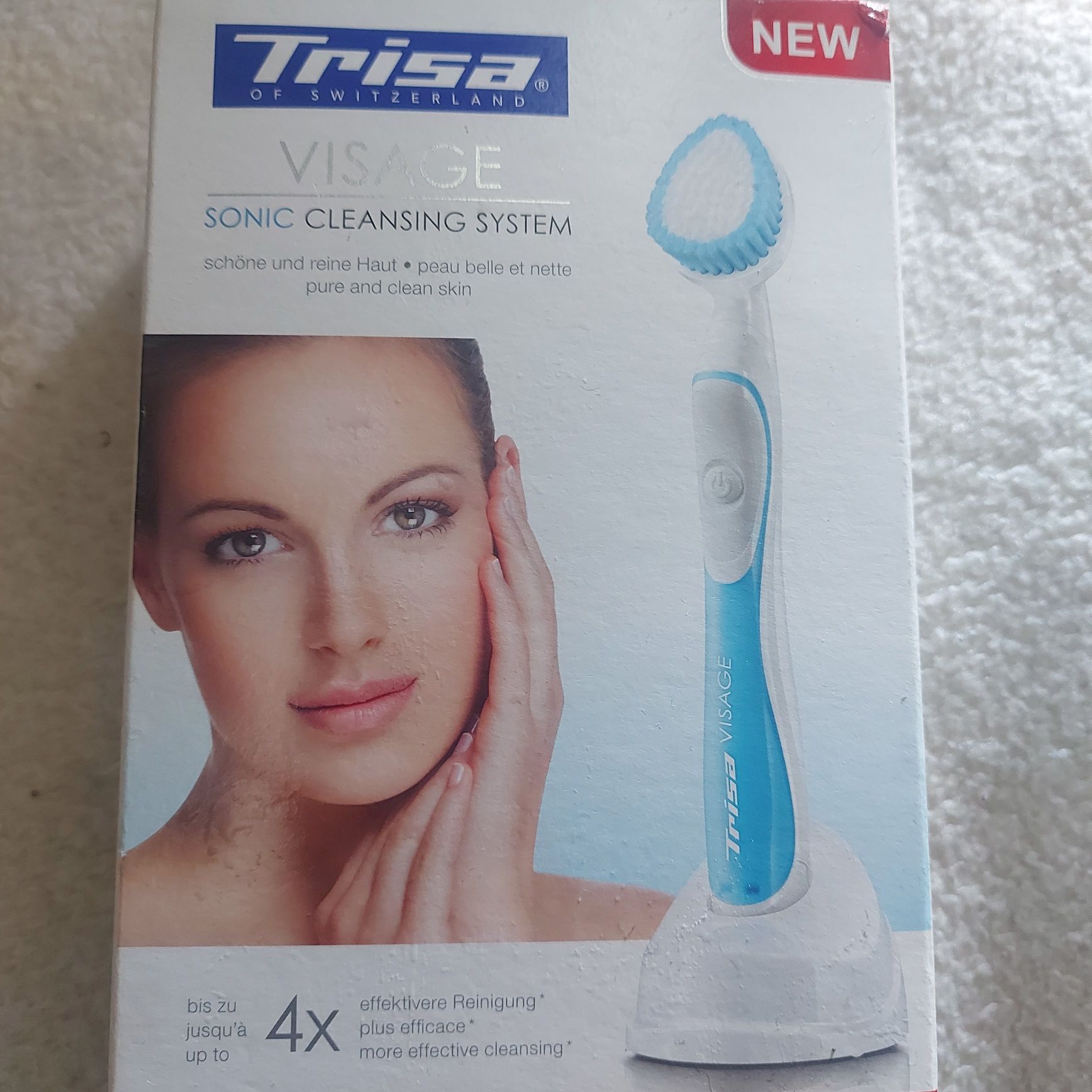 Perie de curatare faciala Trisa