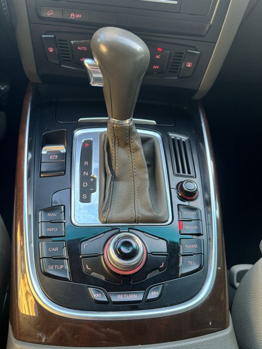 Vand audi Q5 2.0 TDI automat