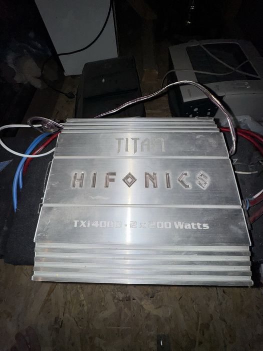 Statie hifonics Txi 4000 cu 2 subwoofere magnat bs30 condensator bull