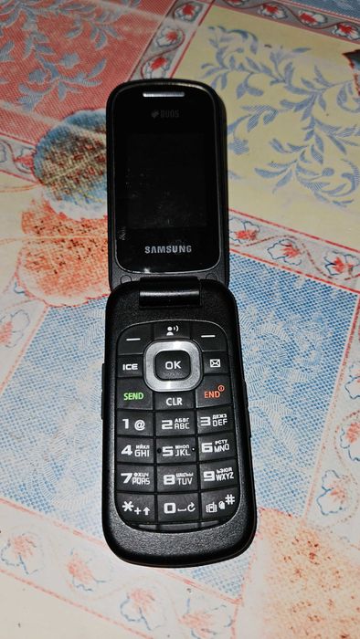 Samsung gusto duos.   ..