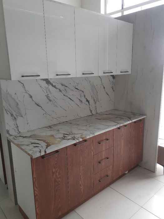 Ошхона мебели ва хар хил турдаги мебеллар заказ асосинда