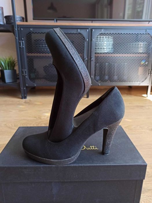 Дамски елегантни обувки от велур