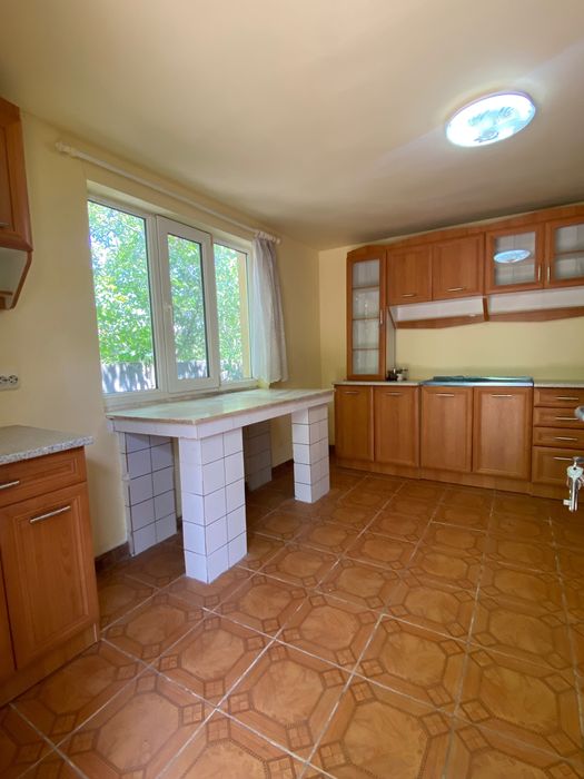 Casa la Cebza cu 4000 mp teren  intraviran