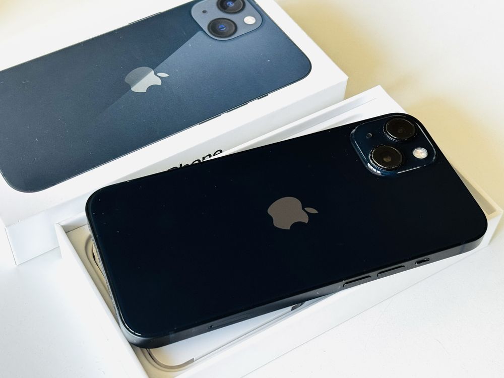 Iphone 13 128GB Black 98% Батерия! Гаранция 6 месеца