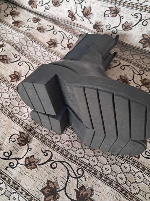 Сапоги ботильоны от H&M