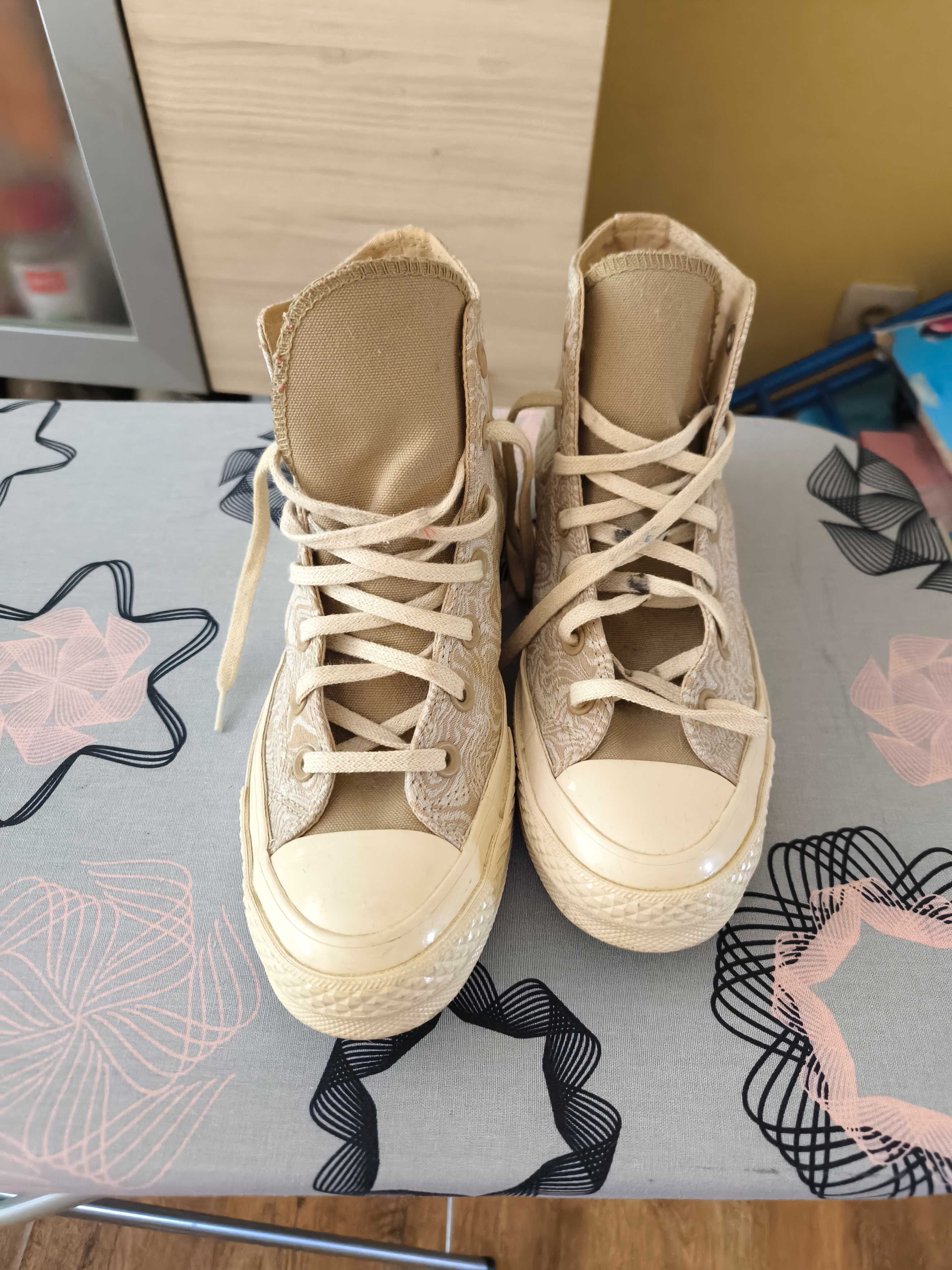 Кецове converse  като нови 37 номер са