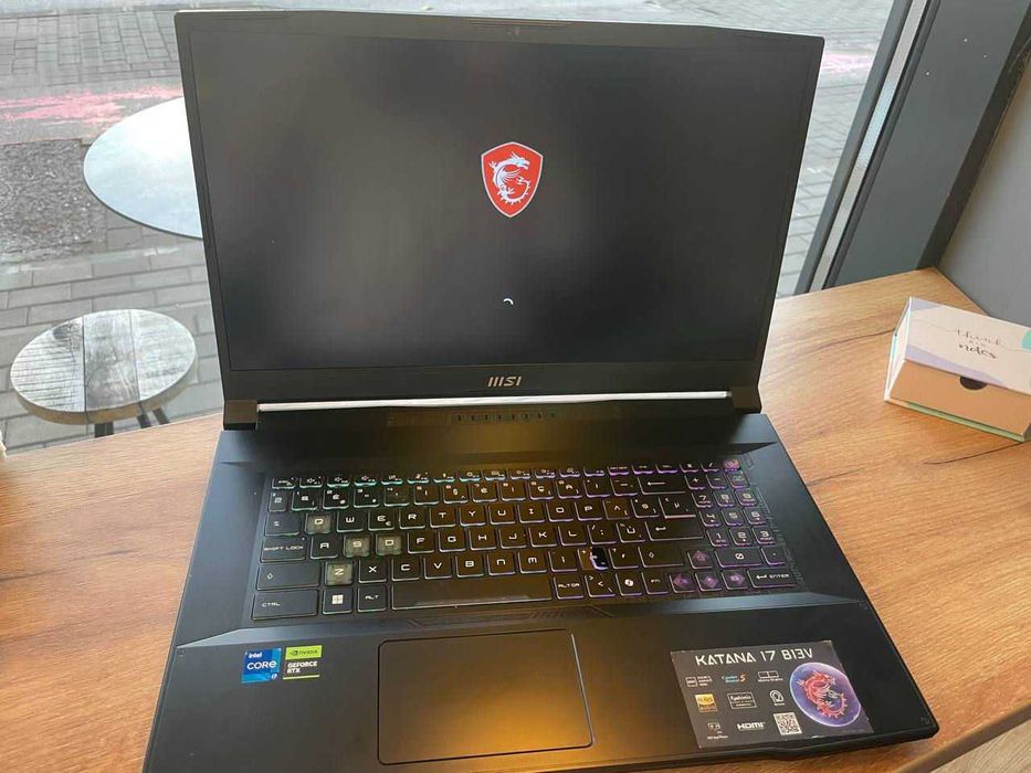 MSI Katana 17 B13V,17 inch,144 HZ,rtx 4060,i7-13620H,16GB ram,1TB SSD