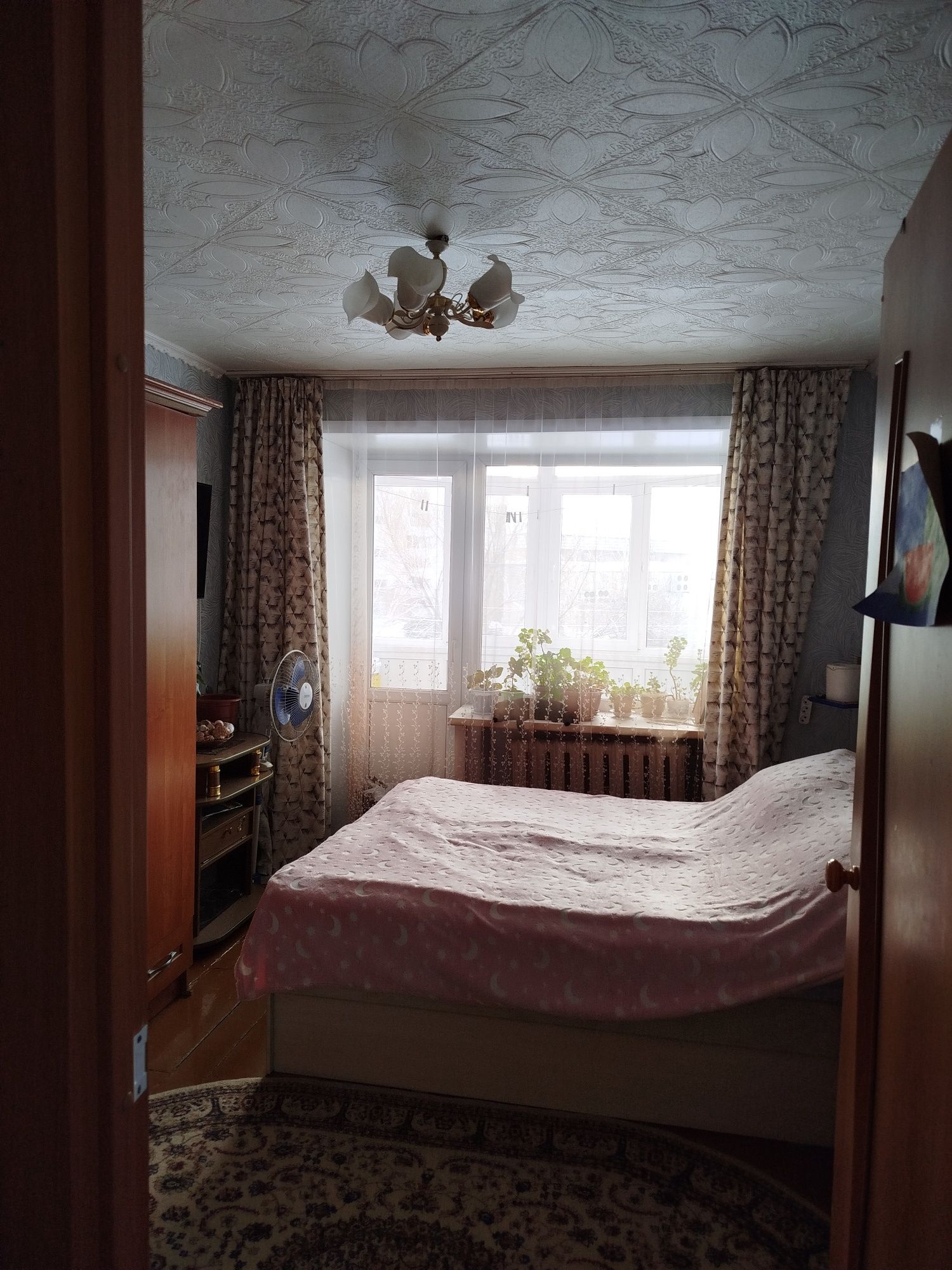Продам 4х комнатную квартиру