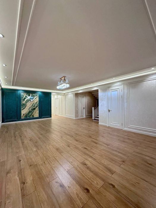 Ул. Циолковского  Дом 670 кв.м