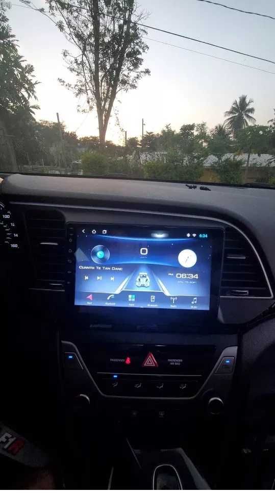 Navigatie Hyundai Elantra ( 2015 - 2019 ) 4GB Garantie Camera Gratis