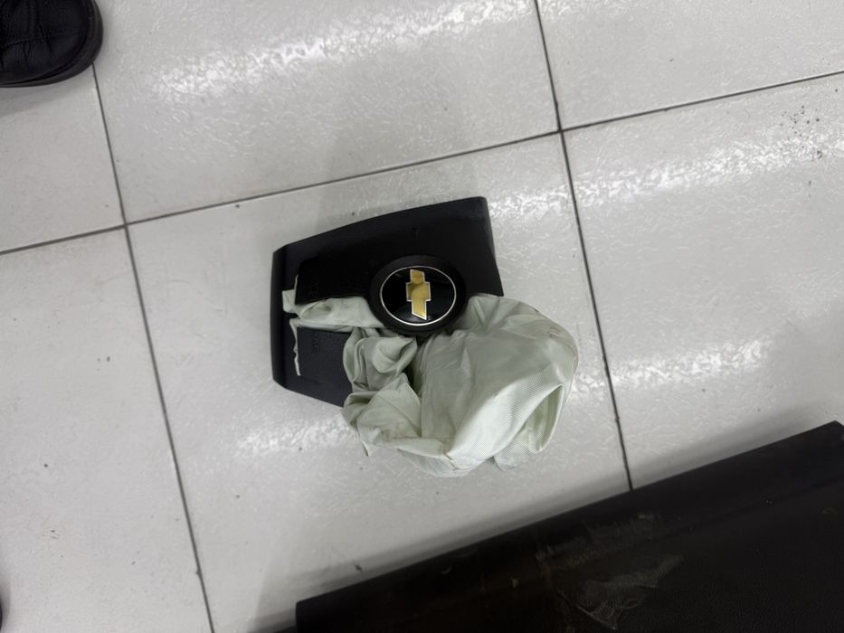 Epika tarpetka zibori sotiladi