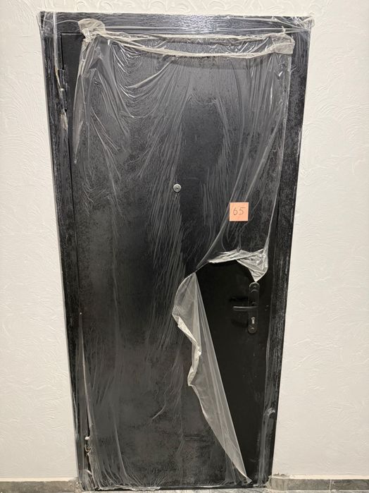 Продам дверь входную