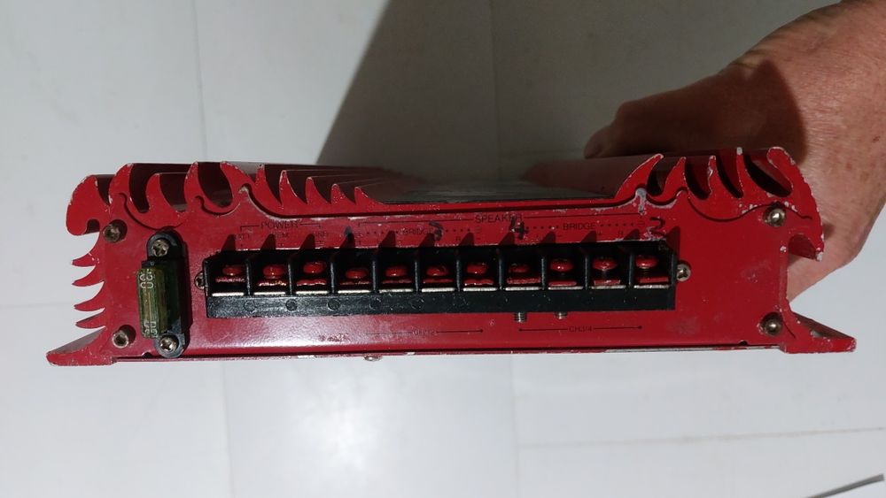 amplificator auto 12v RTO