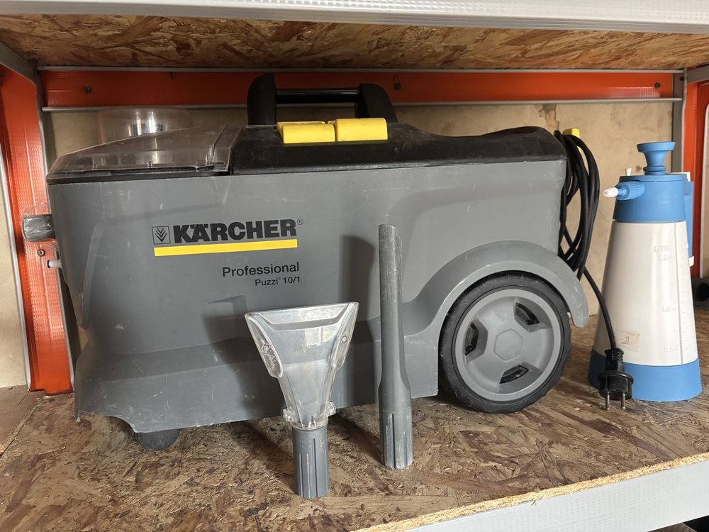 Продам моющий пылесос кархер karcher