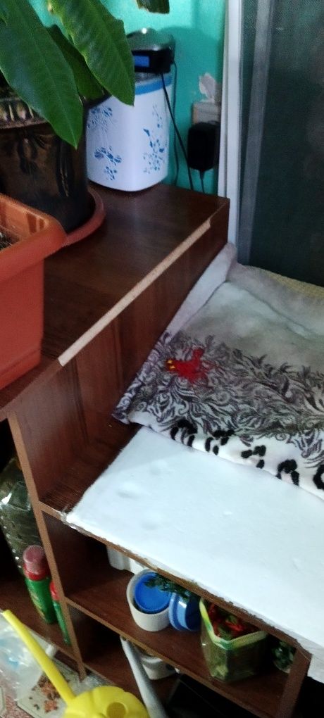 Продам компьютерный стол