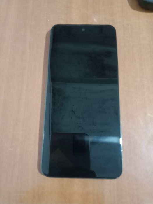 Продаю б/у телефон vivo 28