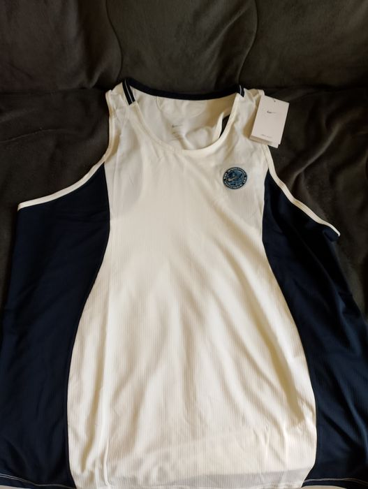 Потник Nike за баскетбол, волейбол,фитнес