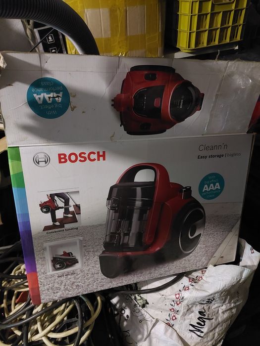Aspirator bosch .