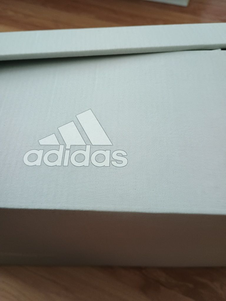 Кецове adidas 46