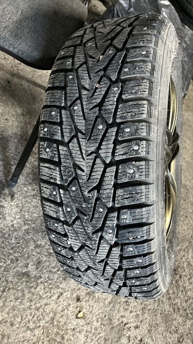 На ниве стояла зимня резина с дисков