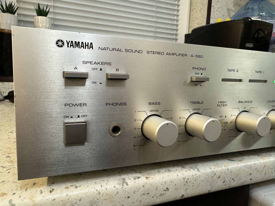 Yamaha A-560 стерео