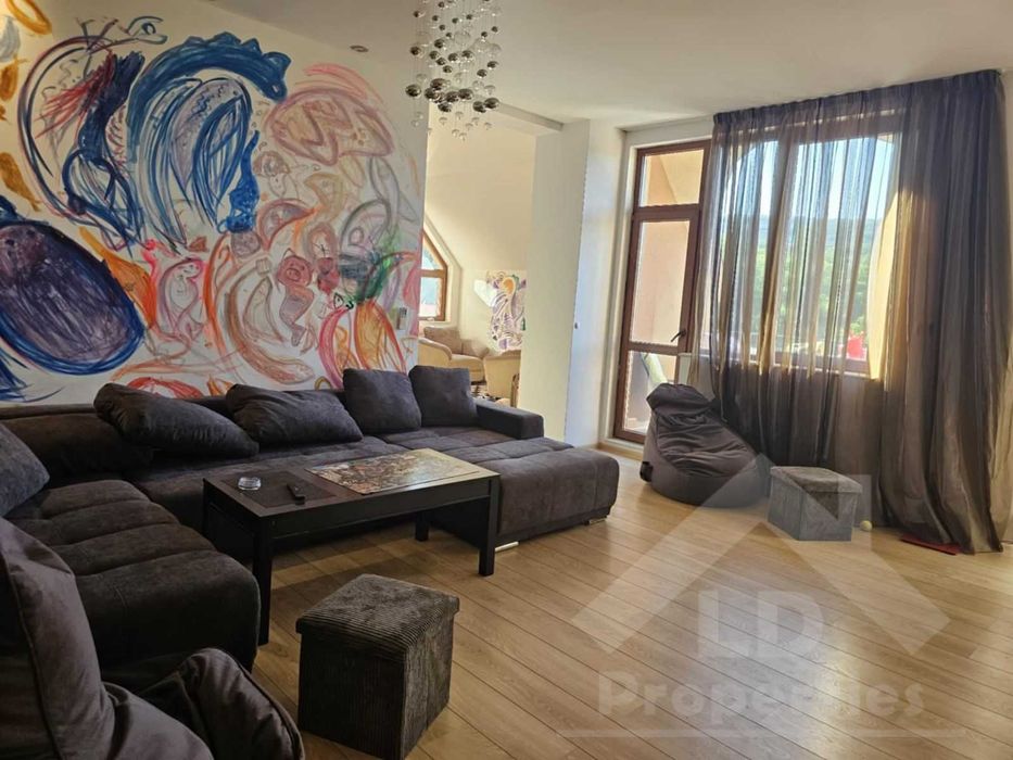 Многостаен апартамент с гледка към морето в к.к.Чайка