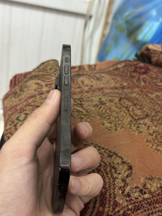 Продам айфон 14 про