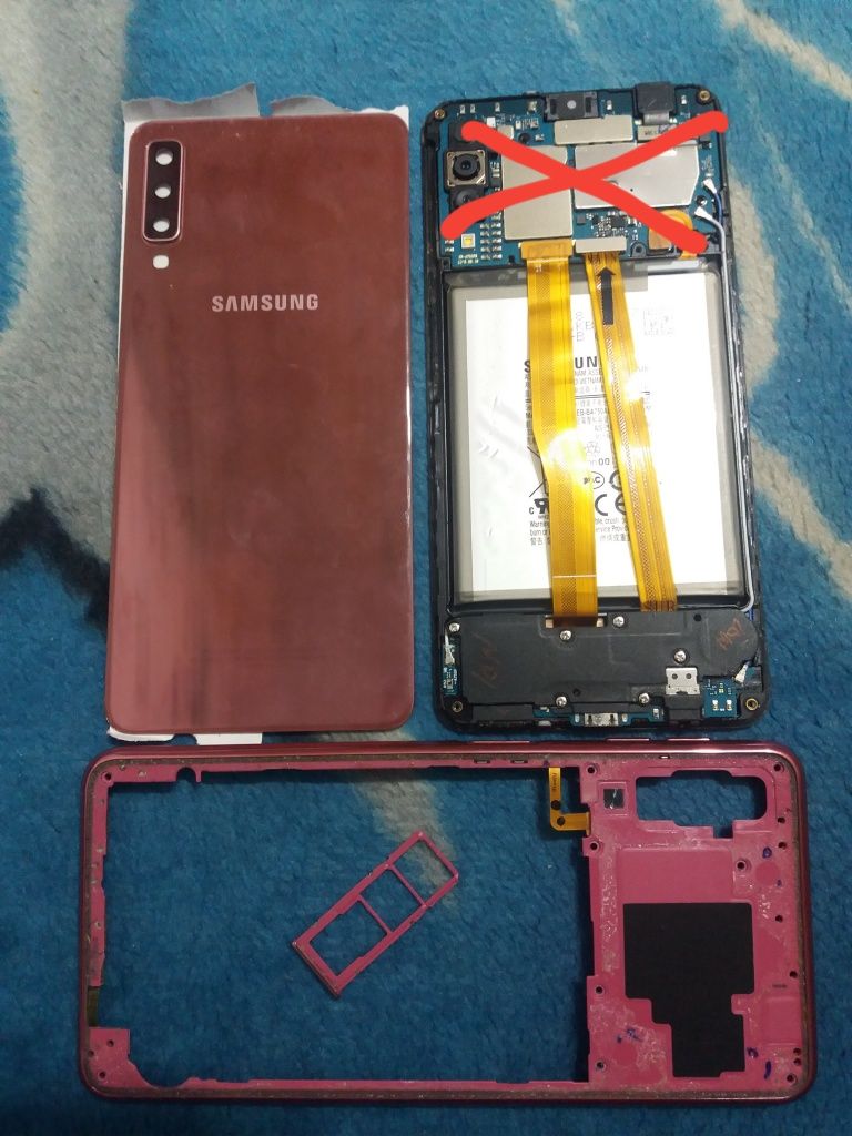 Продам Samsung a7