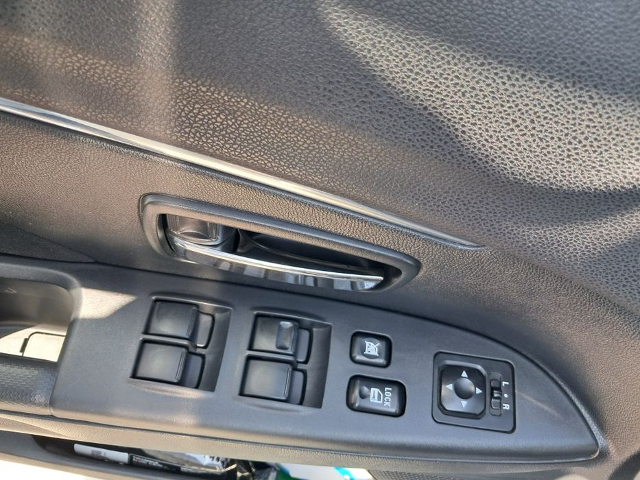 VAND Mitsubishi Asx2/4, 4/4 la buton,78000 km reali,carte service,