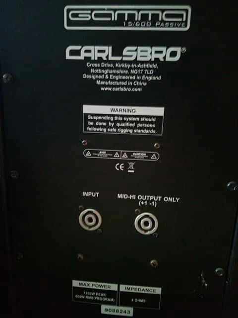 Продабам 2 бл ниски боксове  CARLSBRO 2×600 w 1050лв