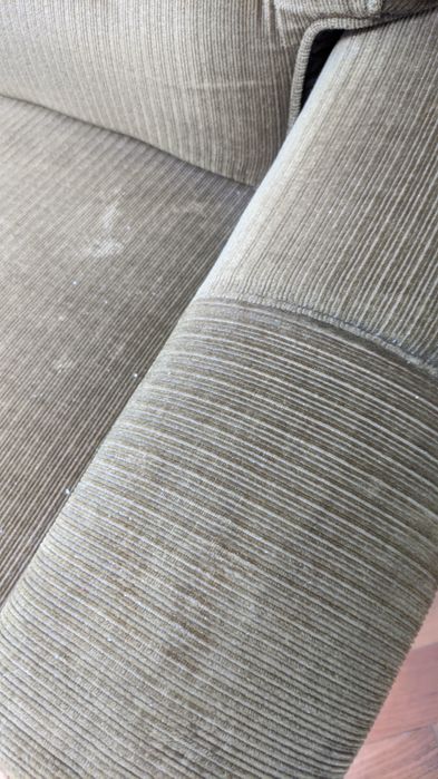 Canapea tip Chesterfield