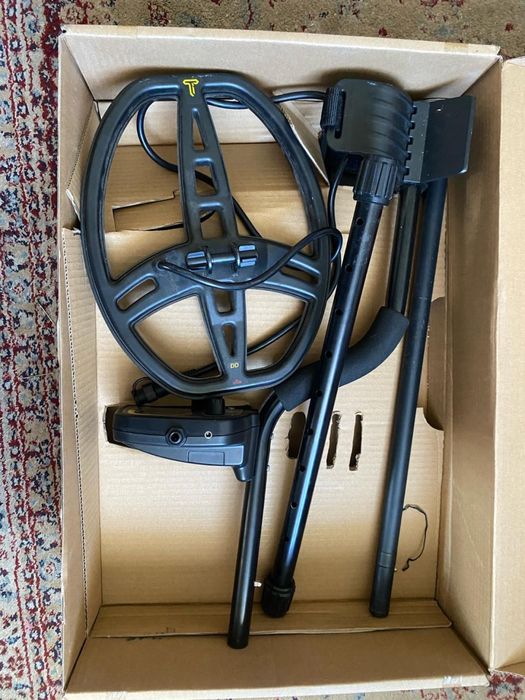 Продам металло искатель новый