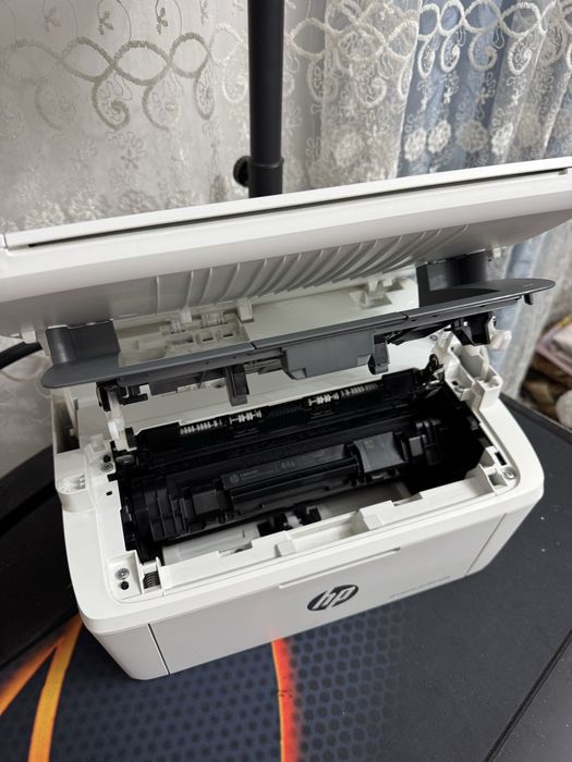 Hp laserjet Pro mfp m28a 3v1 printer scaner kserokopiya aybi yoq yangi