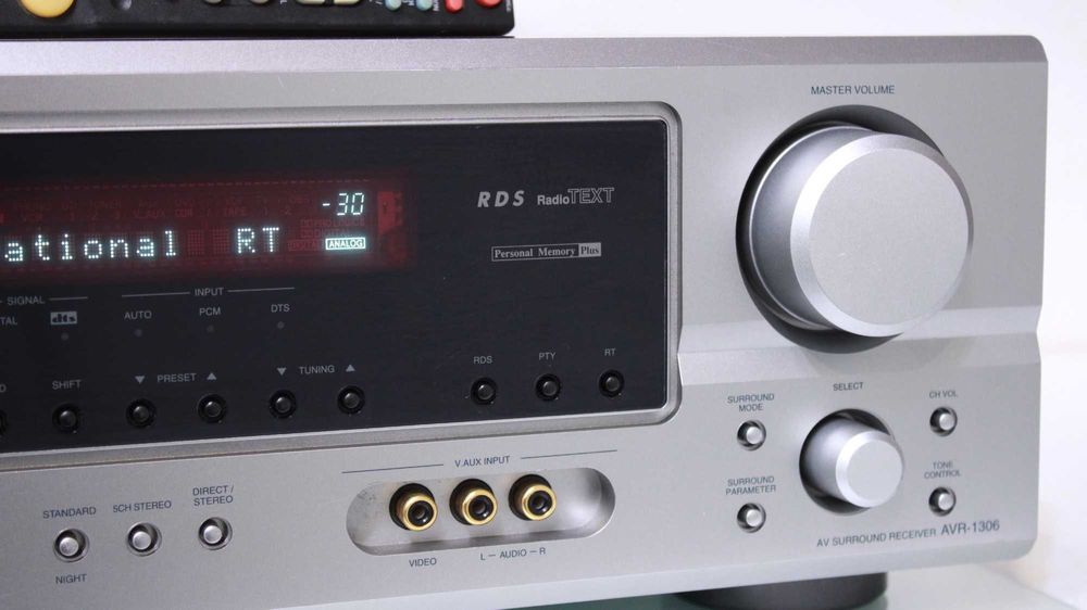 Statie Denon 7x85W,optical,FM,telecomanda.