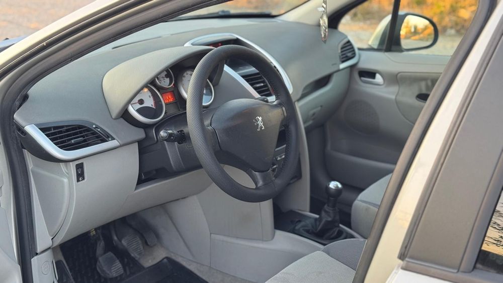 Peugeot 207 1.6hdi 110cp