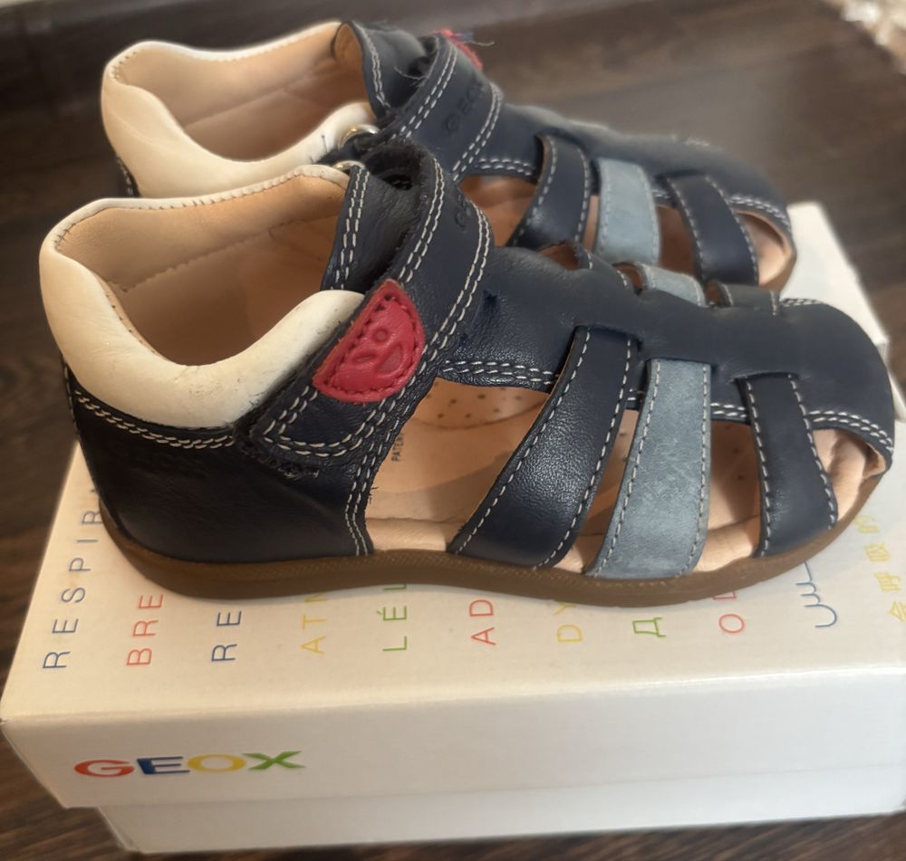Детски сандали GEOX