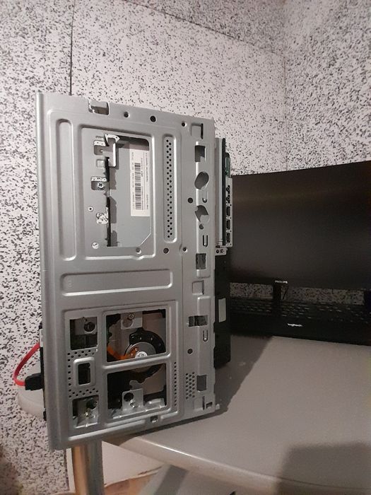 Компютър  - "LENOVO" Intel (R) Core (TM) i5-8400 CPU