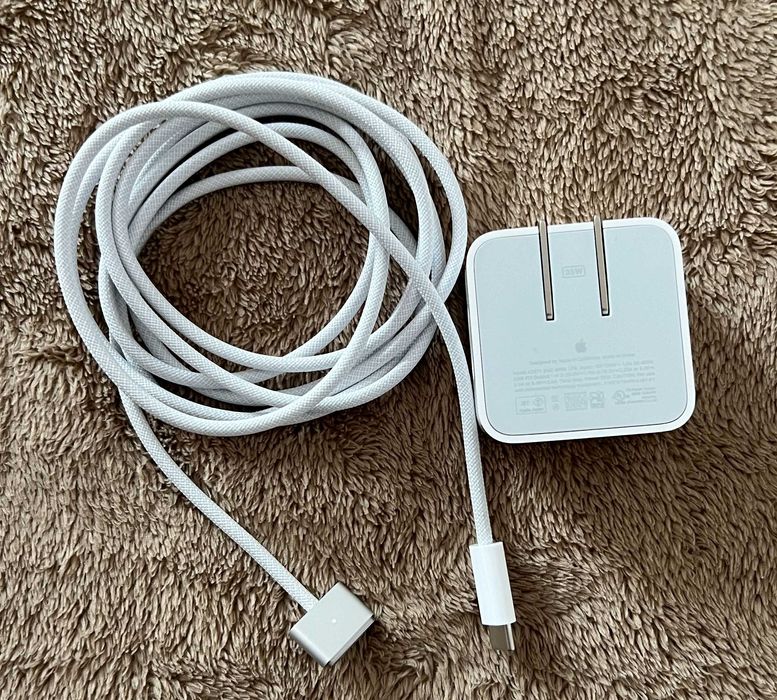 Macbook Air 15" M4 silver