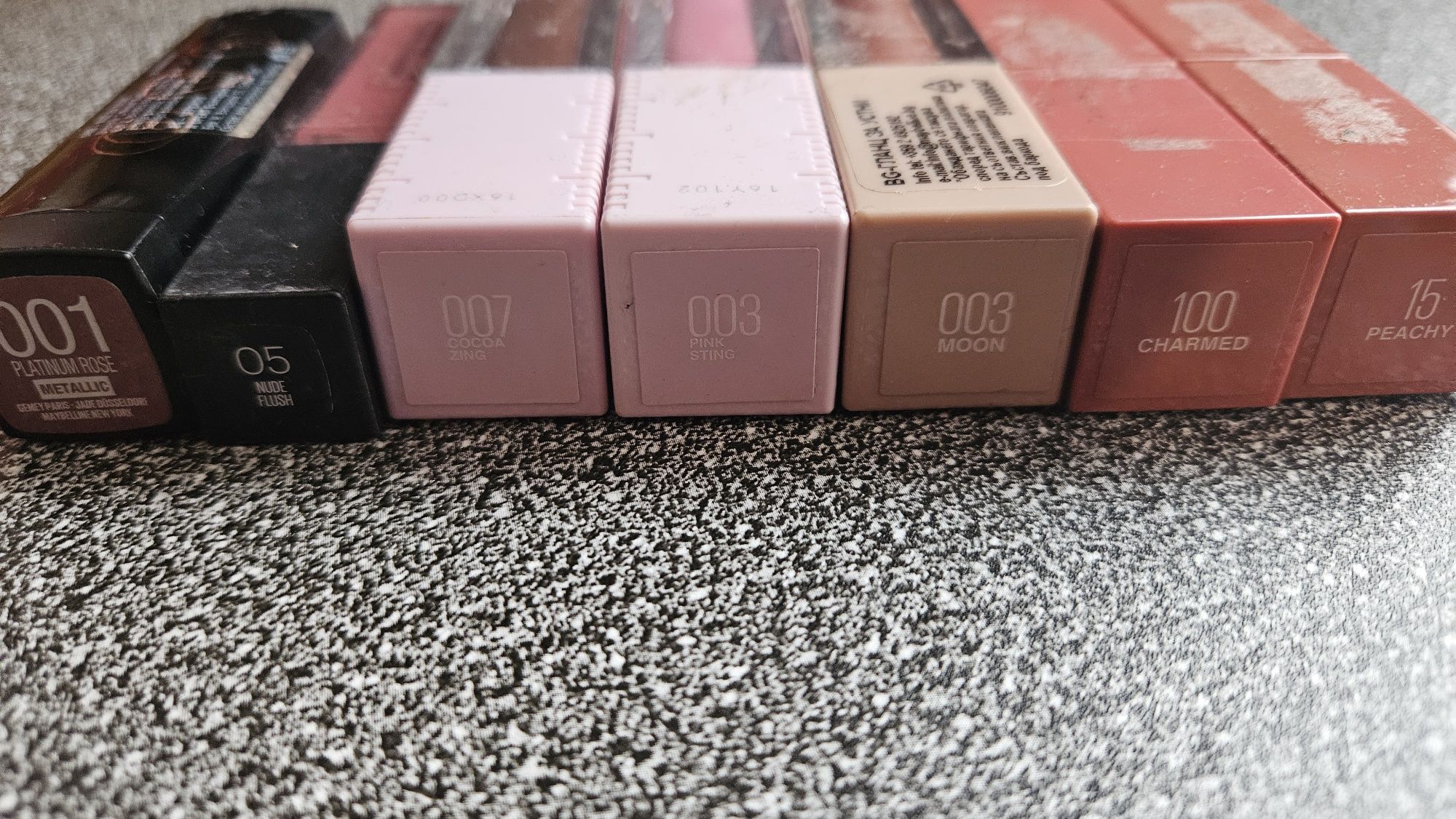 Maybelline лот за устни