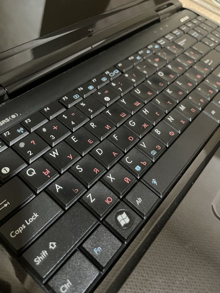 Лаптоп ASUS  K50IN    ТОП