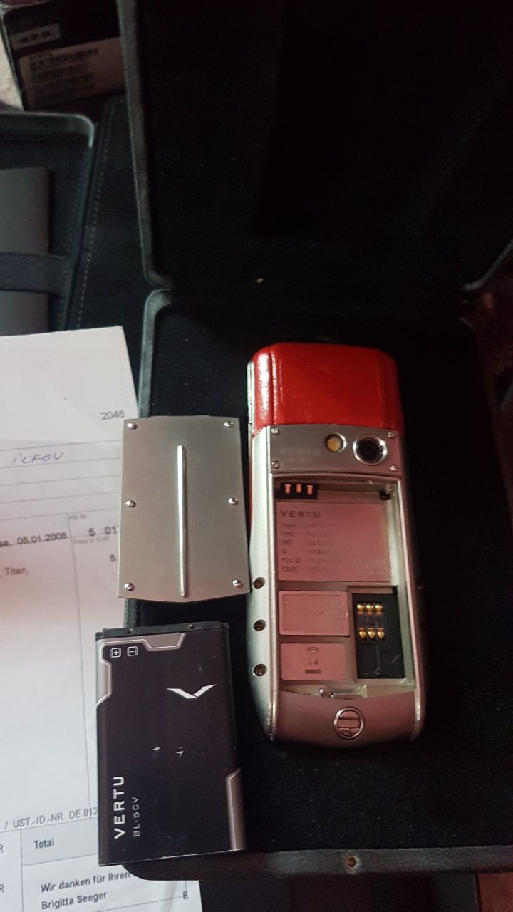 Vertu ascent TI 100% original full box