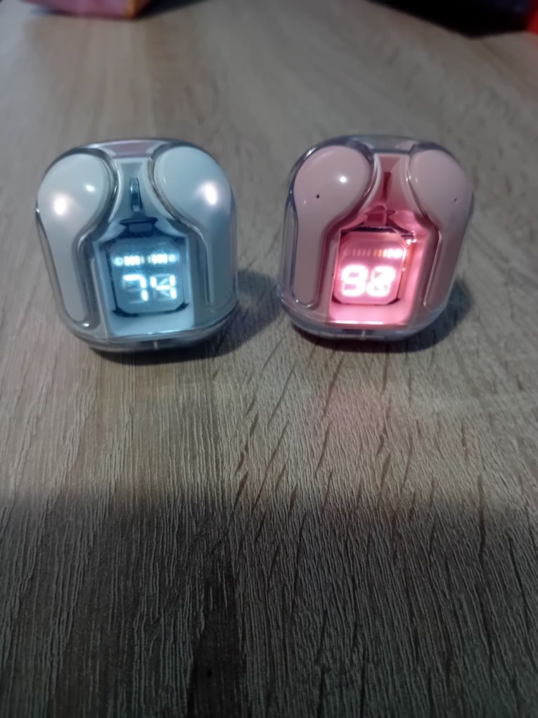 Două perechi caști HandsFree Bluetooth Wireless Microfon. Noi