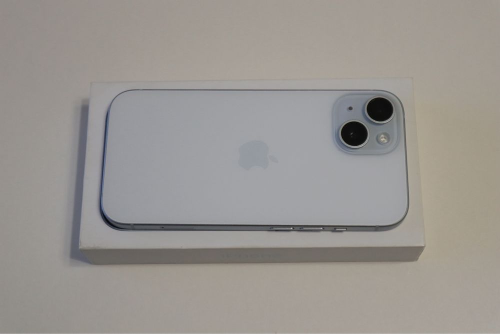 Iphone 15 256 GB blue