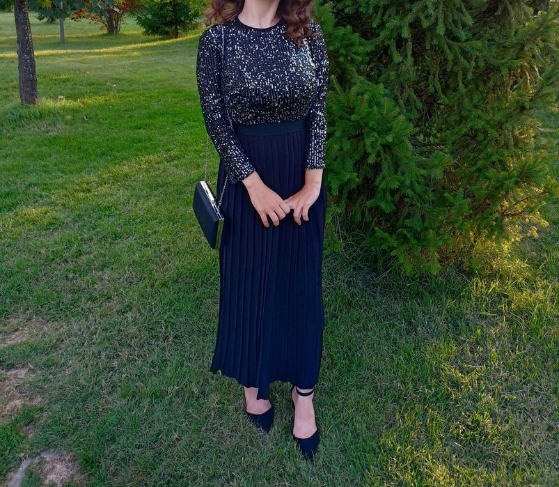 Официална вечерна рокля Little Mistress черно и сребърно